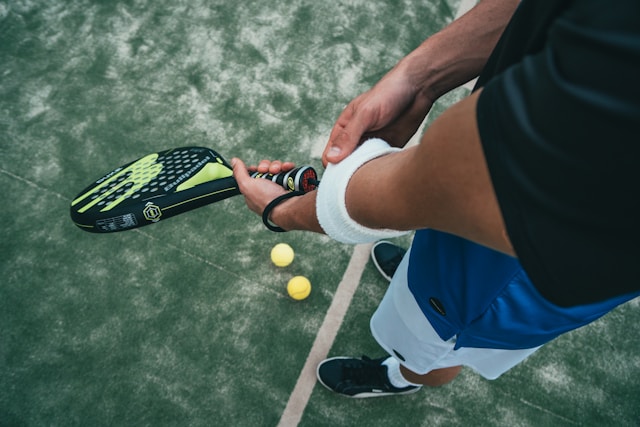 Padel bat – din guide til det perfekte slag
